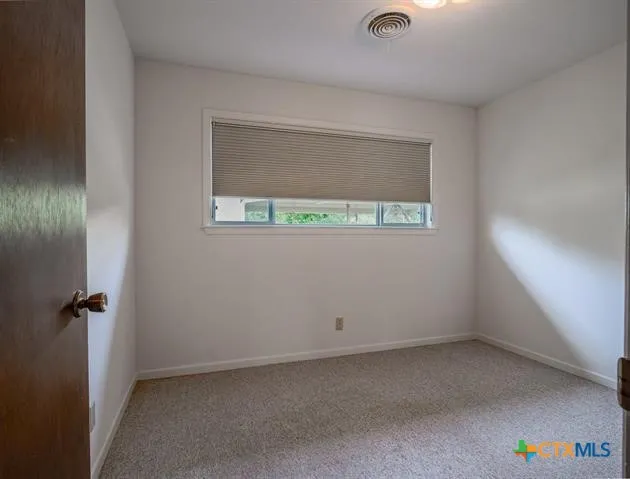 736 W Lakecrest Drive Other, TX 78607