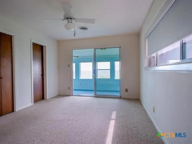 736 W Lakecrest Drive Other, TX 78607
