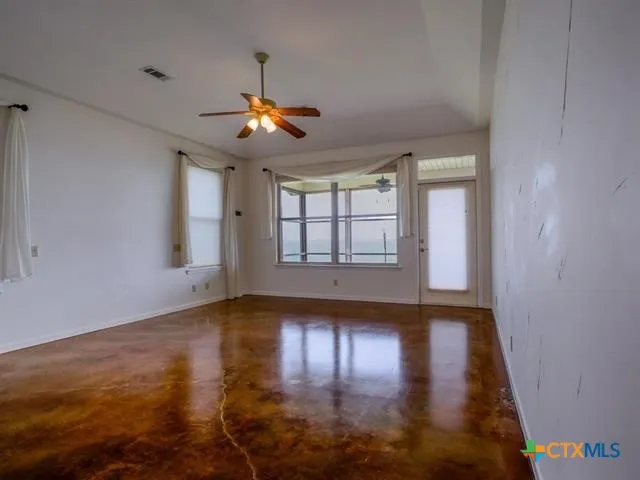 736 W Lakecrest Drive Other, TX 78607