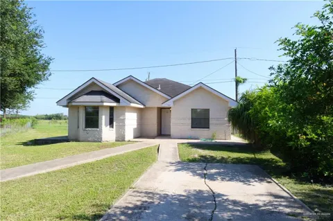 927 E Salazar Street