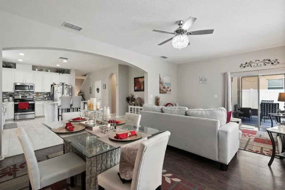 12532 Sawgrass Oak Street Orlando, FL 32824