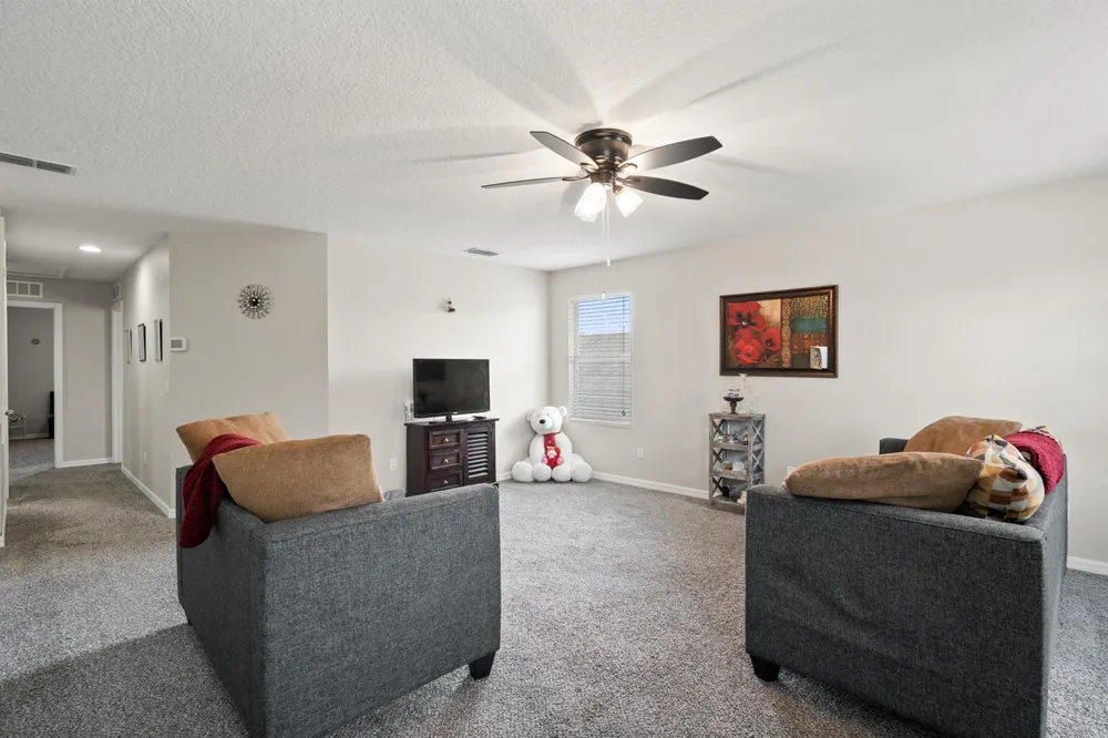 12532 Sawgrass Oak Street Orlando, FL 32824