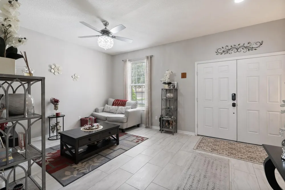 12532 Sawgrass Oak Street Orlando, FL 32824