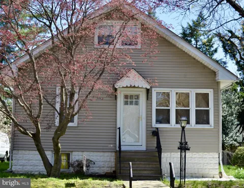 220 LINDEN