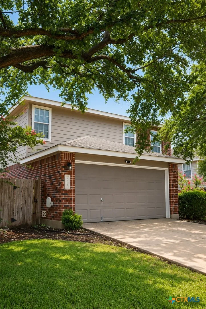 7710 Fallen Pine Converse, TX 78109
