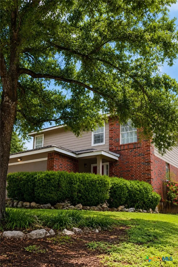 7710 Fallen Pine Converse, TX 78109
