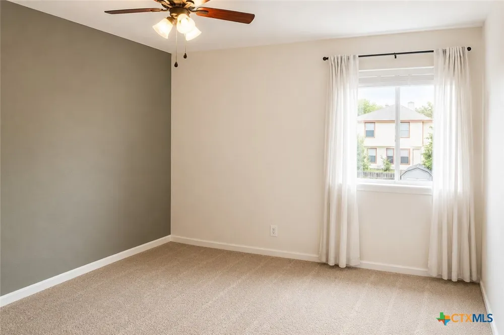 7710 Fallen Pine Converse, TX 78109