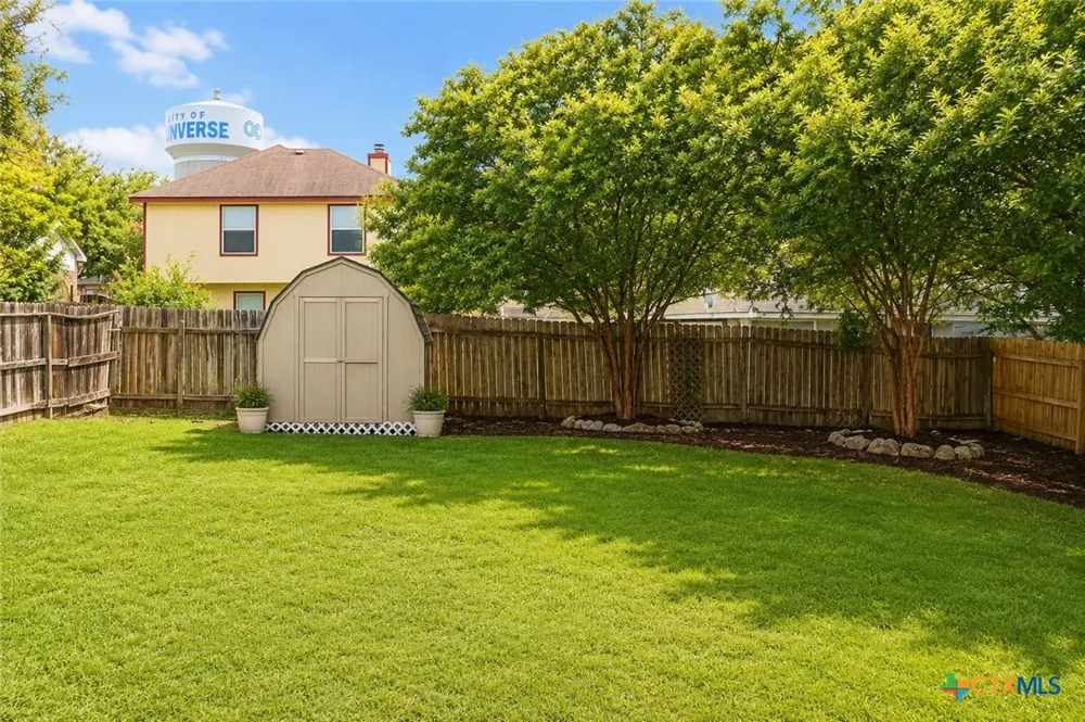 7710 Fallen Pine Converse, TX 78109