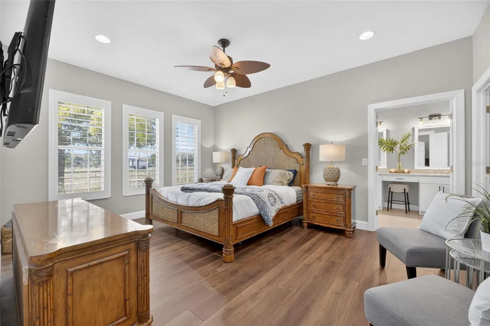 5536 LUMINAR POINTE LANE Apollo Beach, FL 33572