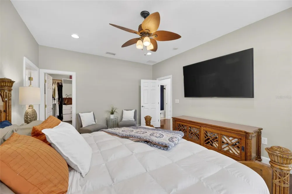 5536 LUMINAR POINTE LANE Apollo Beach, FL 33572
