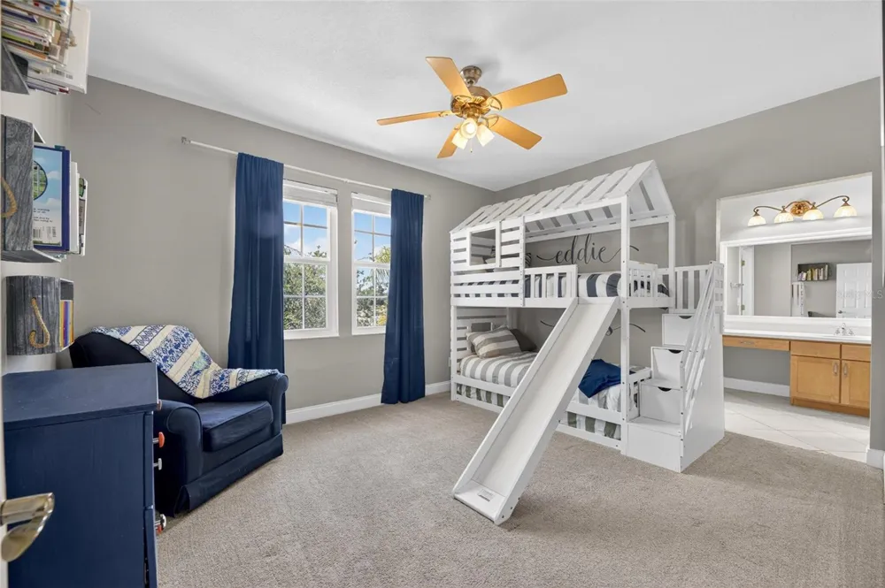 5536 LUMINAR POINTE LANE Apollo Beach, FL 33572