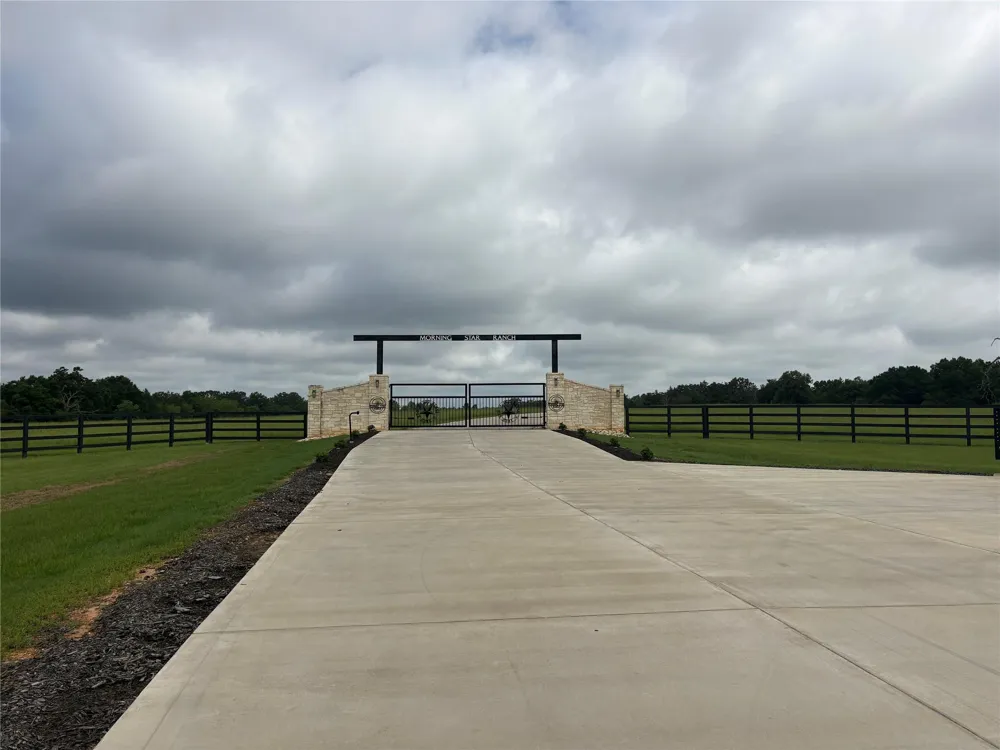 12 Fm 489 E Fairfield, TX 75840
