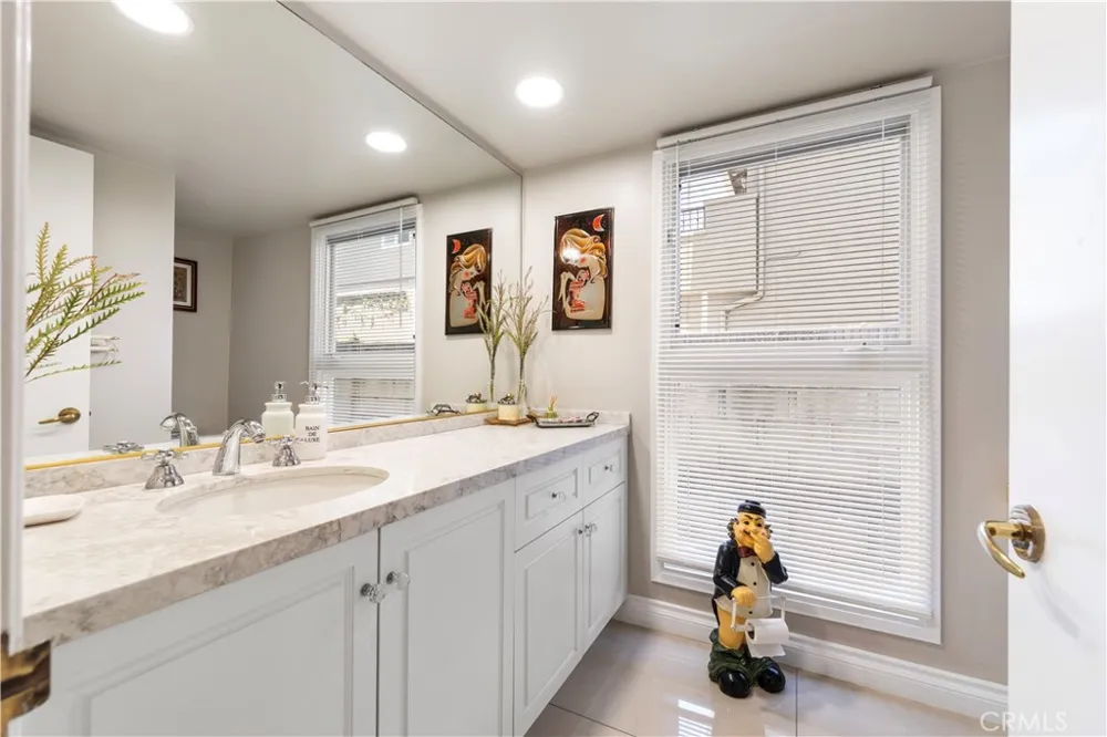 3600 Marigold Street Seal Beach, CA 90740