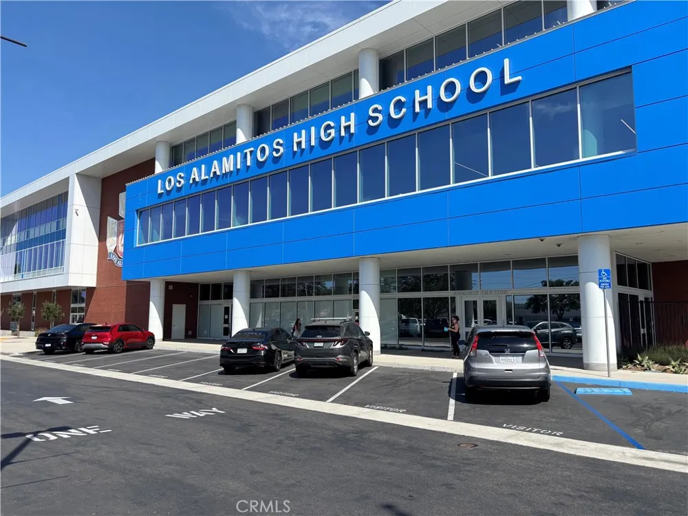 3600 Marigold Street Seal Beach, CA 90740