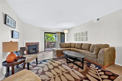 2501 Temple Ave Avenue #104