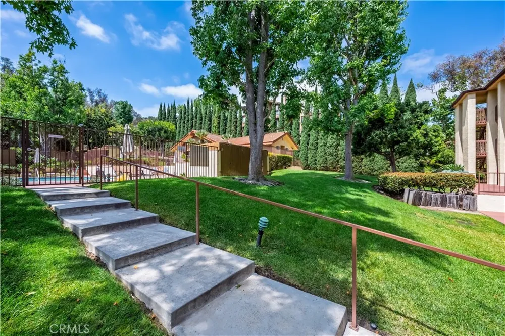 2501 Temple Ave Avenue #104 Signal Hill, CA 90755
