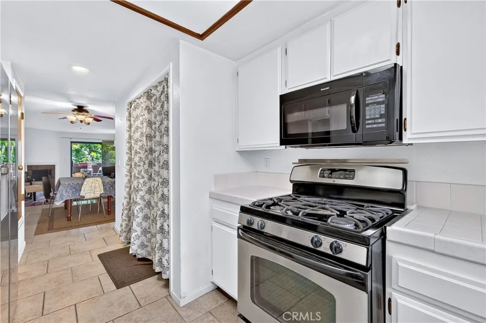 2501 Temple Ave Avenue #104 Signal Hill, CA 90755