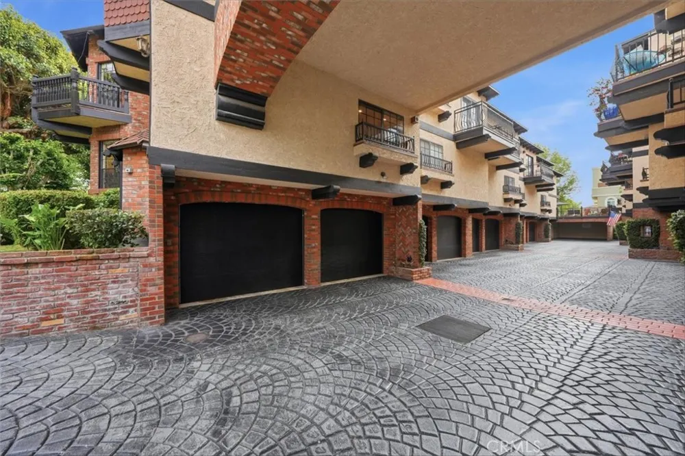 227 S Irena Avenue #1 Redondo Beach, CA 90277
