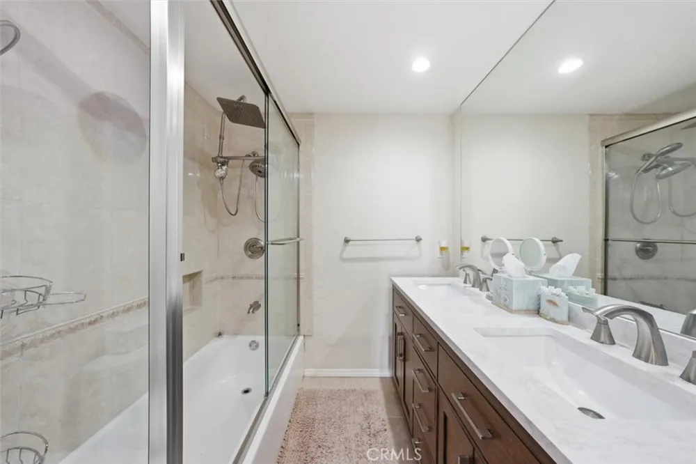 227 S Irena Avenue #1 Redondo Beach, CA 90277
