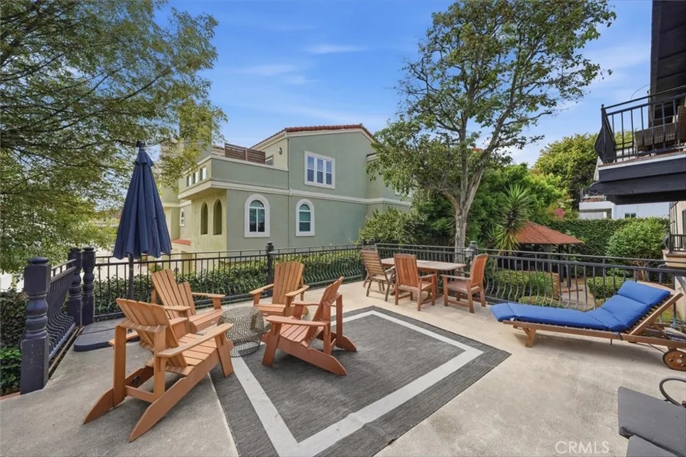 227 S Irena Avenue #1 Redondo Beach, CA 90277