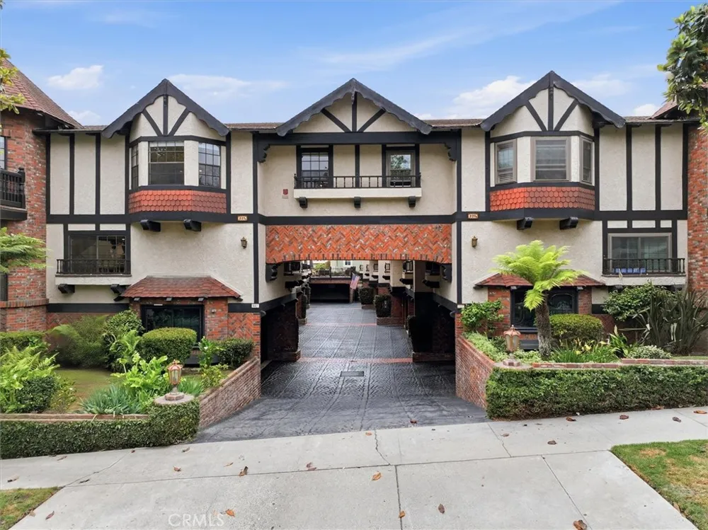 227 S Irena Avenue #1 Redondo Beach, CA 90277