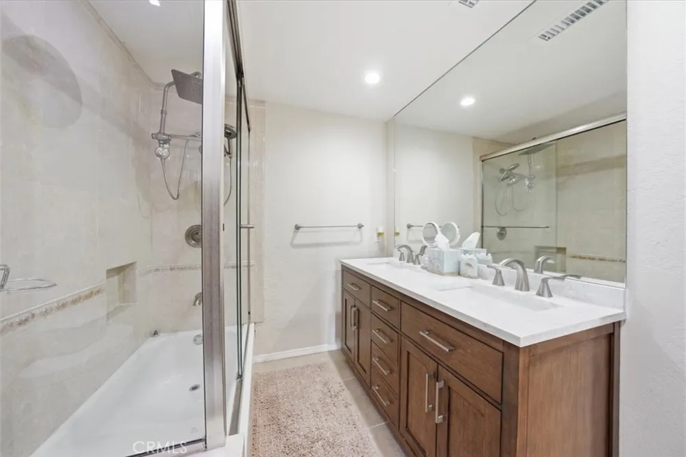 227 S Irena Avenue #1 Redondo Beach, CA 90277