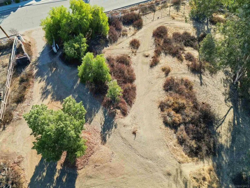 25180 Elliott Wildomar, CA 92595