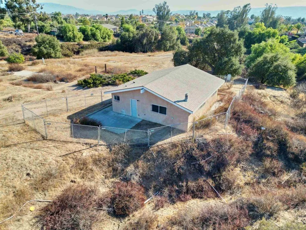 25180 Elliott Wildomar, CA 92595