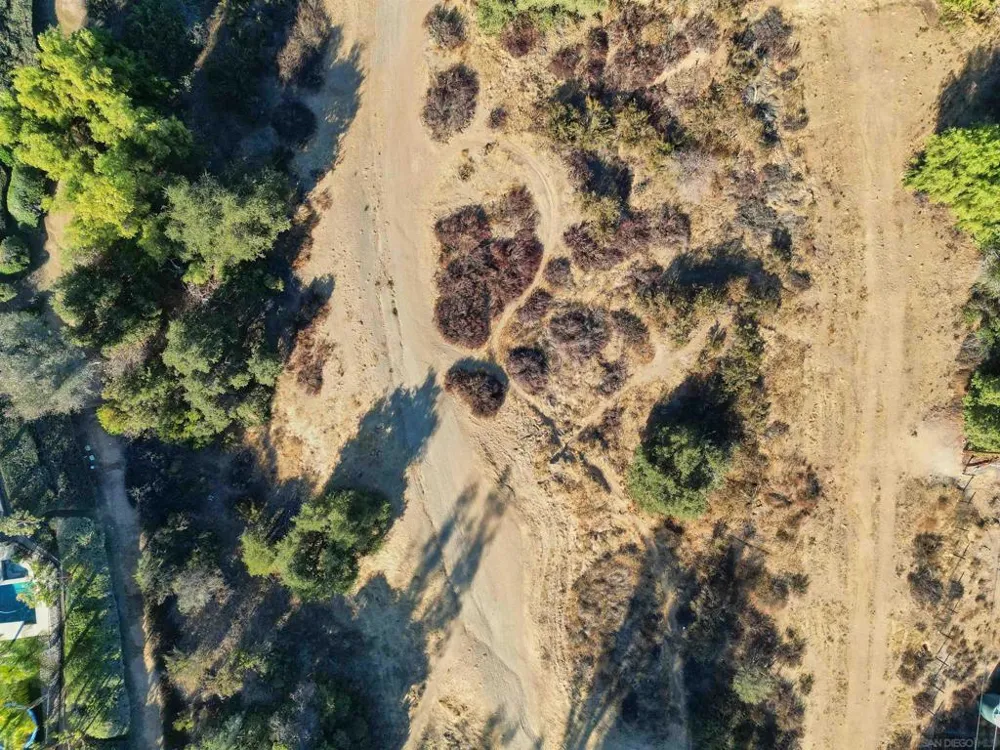 25180 Elliott Wildomar, CA 92595