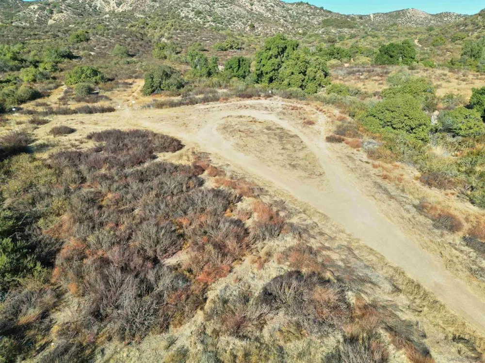 25180 Elliott Wildomar, CA 92595