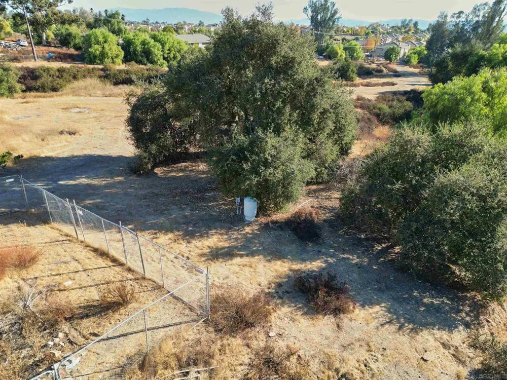 25180 Elliott Wildomar, CA 92595