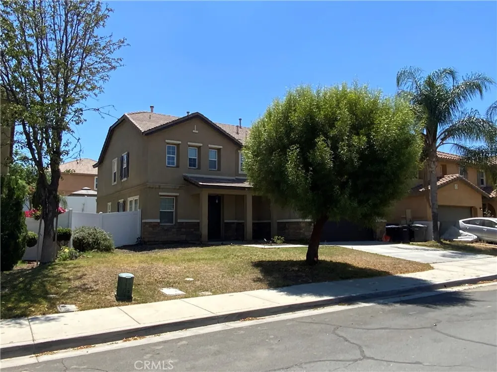 3059 Kalei Court Perris, CA 92571