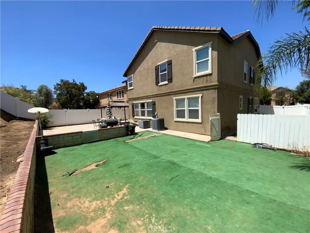 3059 Kalei Court Perris, CA 92571