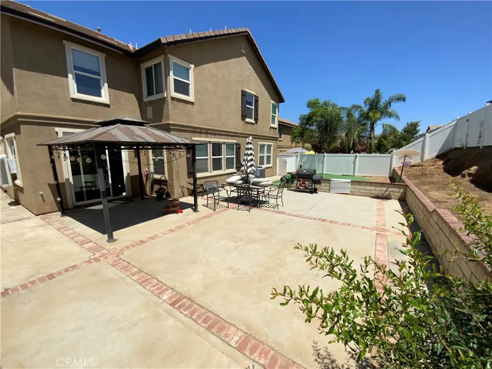 3059 Kalei Court Perris, CA 92571