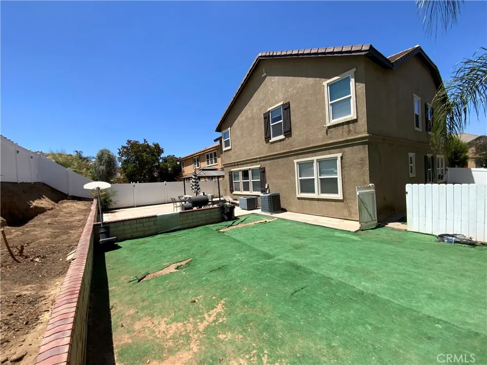 3059 Kalei Court Perris, CA 92571