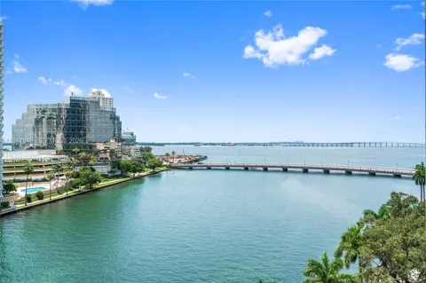 495 Brickell Ave #BAY807