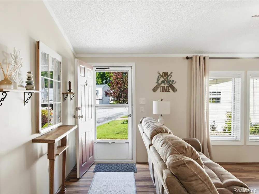 2545 Lakeshore Road Applegate Village, MI 48401