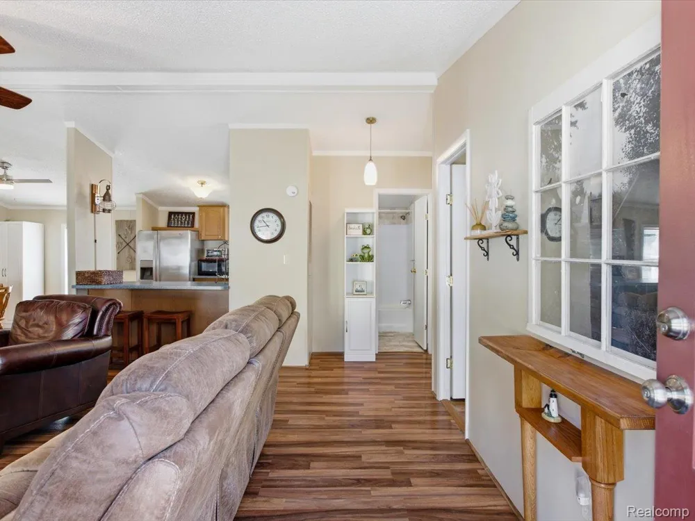 2545 Lakeshore Road Applegate Village, MI 48401