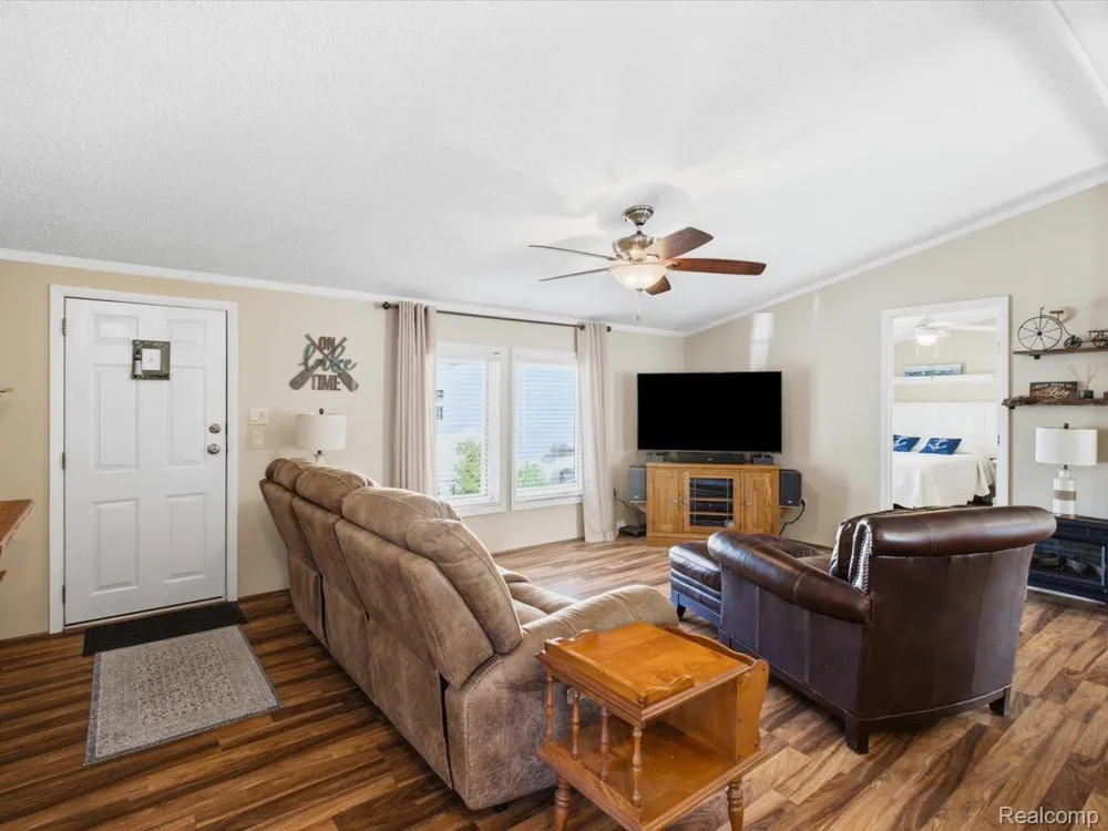 2545 Lakeshore Road Applegate Village, MI 48401
