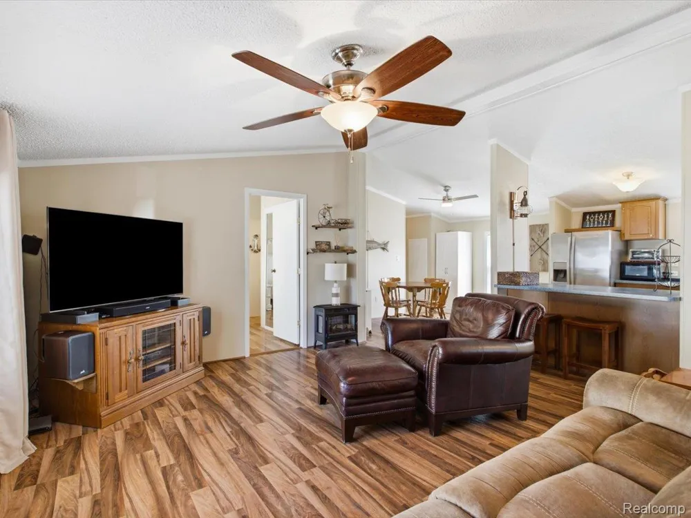 2545 Lakeshore Road Applegate Village, MI 48401