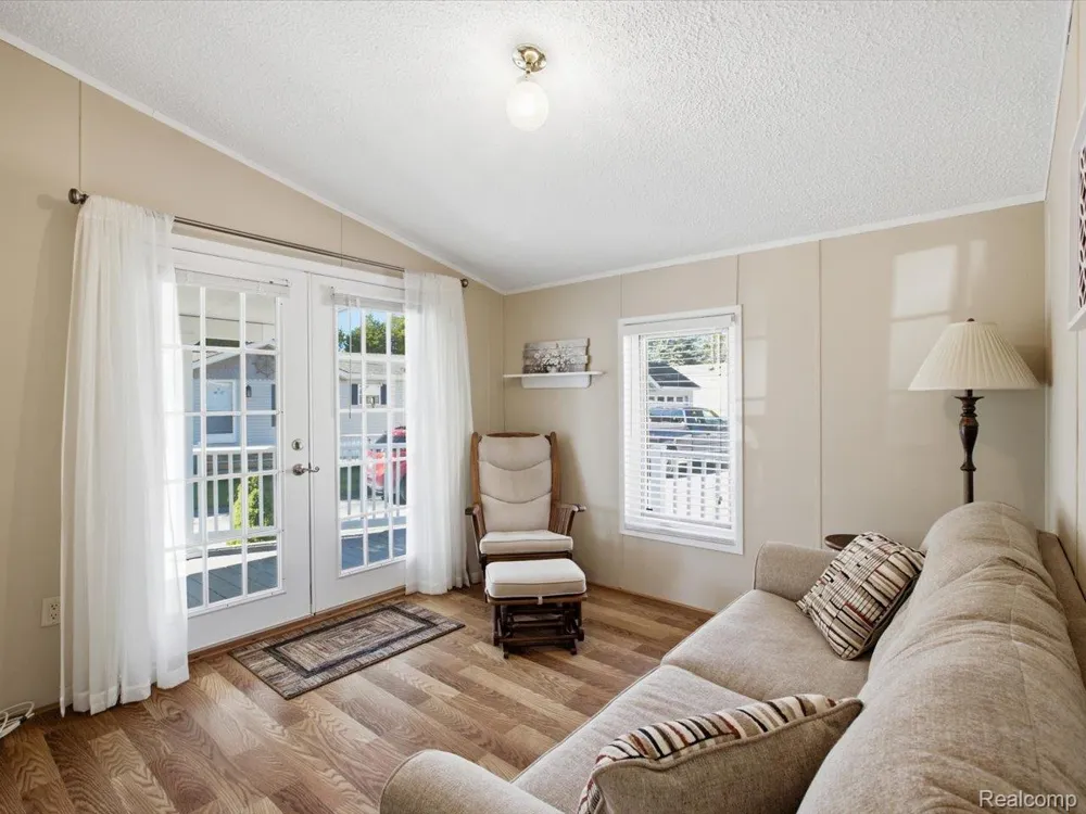 2545 Lakeshore Road Applegate Village, MI 48401