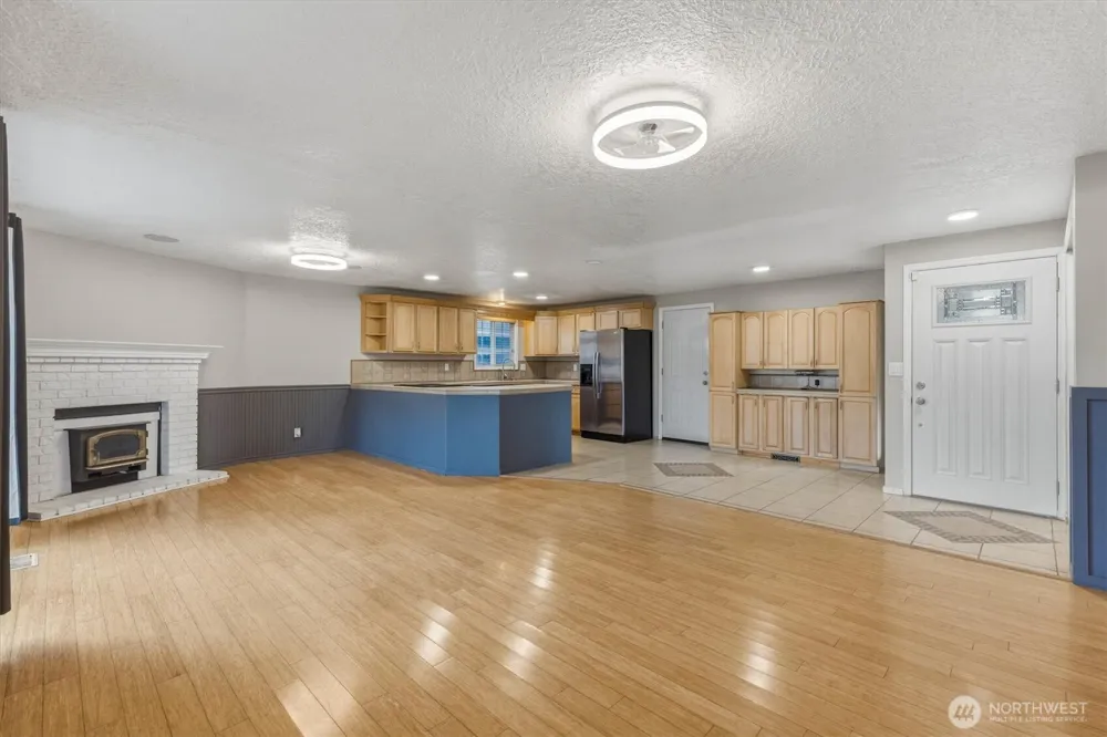 3273 Tori Lane Longview, WA 98632