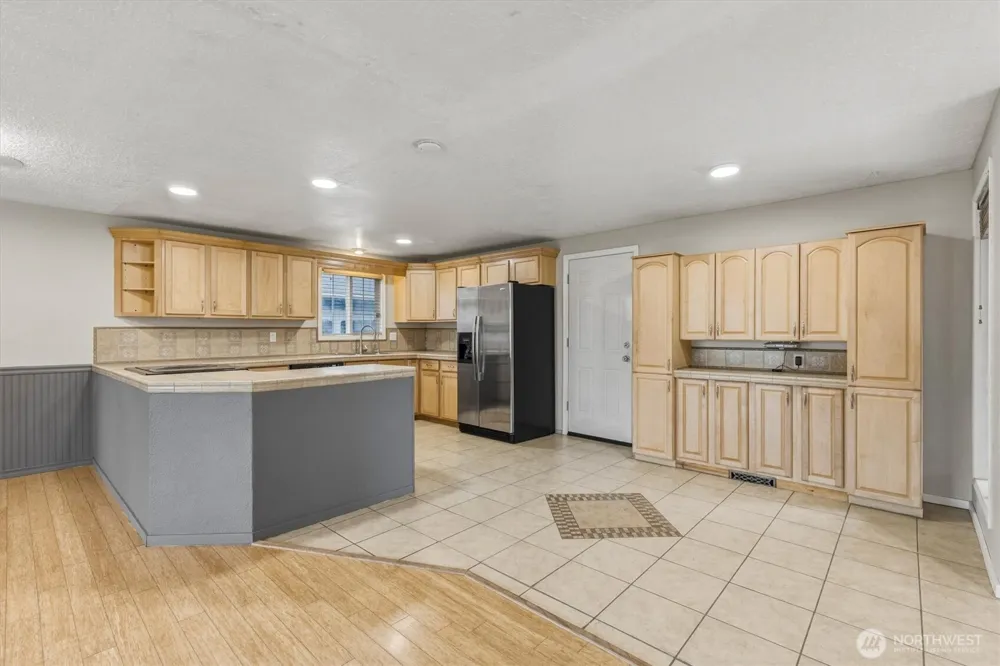 3273 Tori Lane Longview, WA 98632