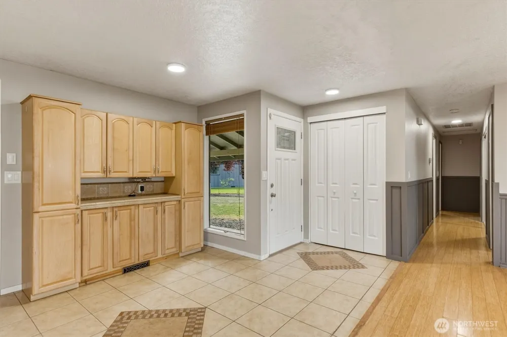3273 Tori Lane Longview, WA 98632