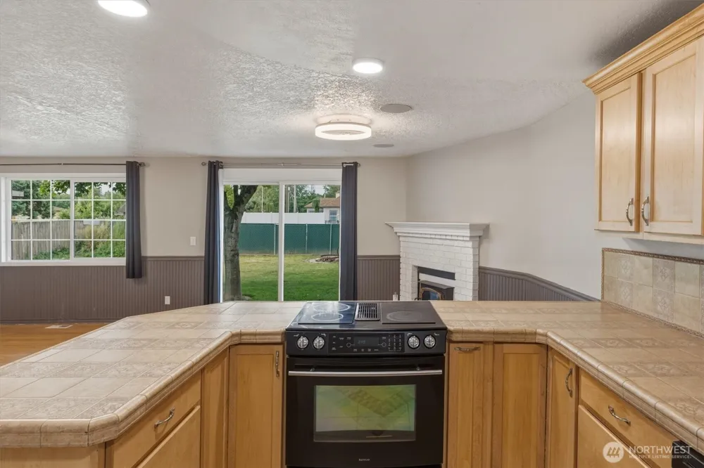 3273 Tori Lane Longview, WA 98632