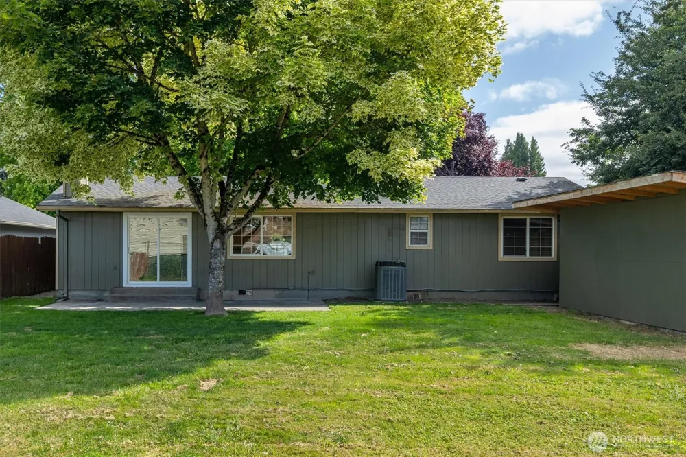 3273 Tori Lane Longview, WA 98632