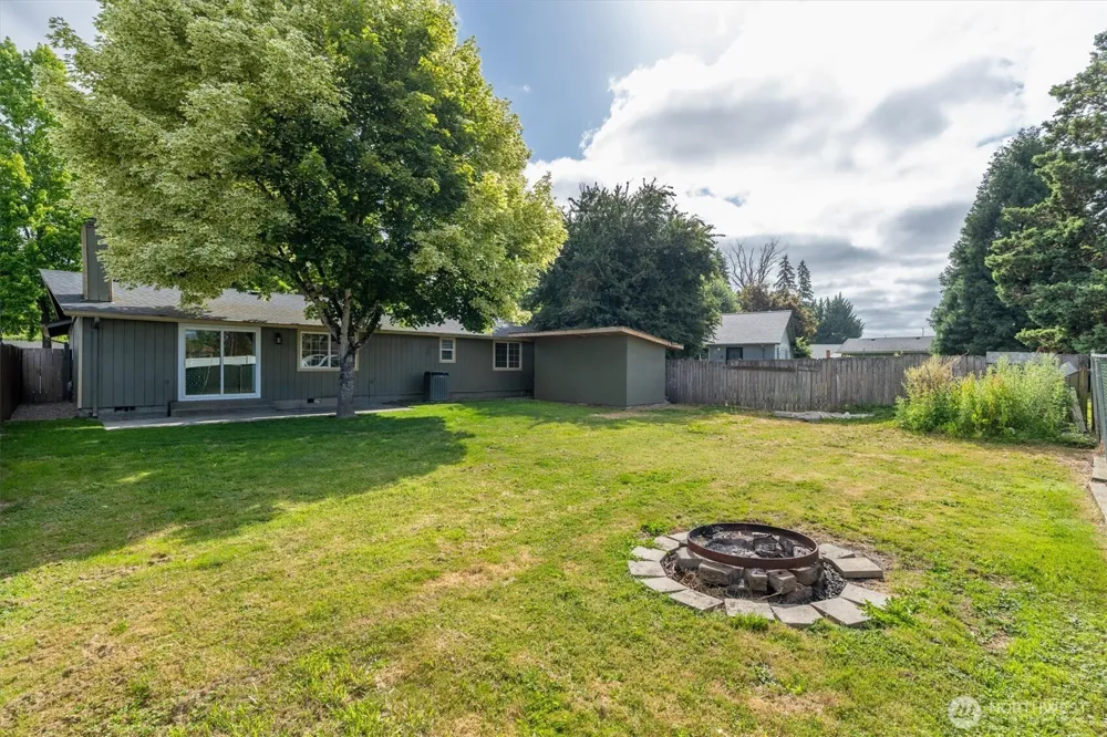 3273 Tori Lane Longview, WA 98632
