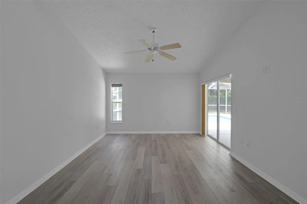 9450 MISSISSIPPI RUN Weeki Wachee, FL 34613