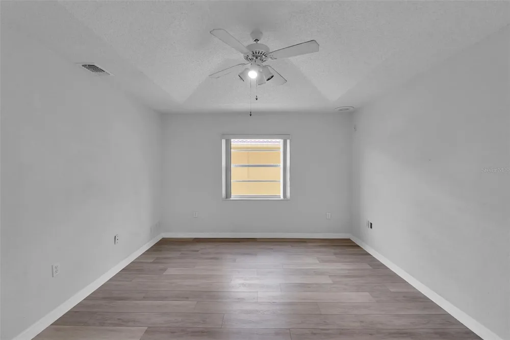 9450 MISSISSIPPI RUN Weeki Wachee, FL 34613