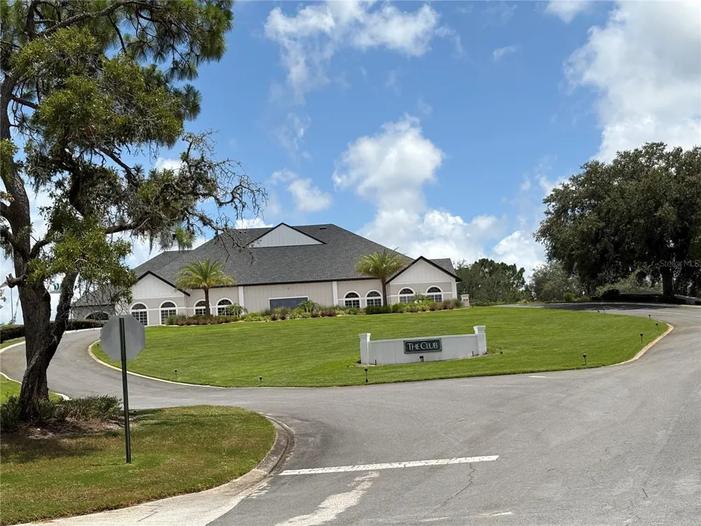 9450 MISSISSIPPI RUN Weeki Wachee, FL 34613